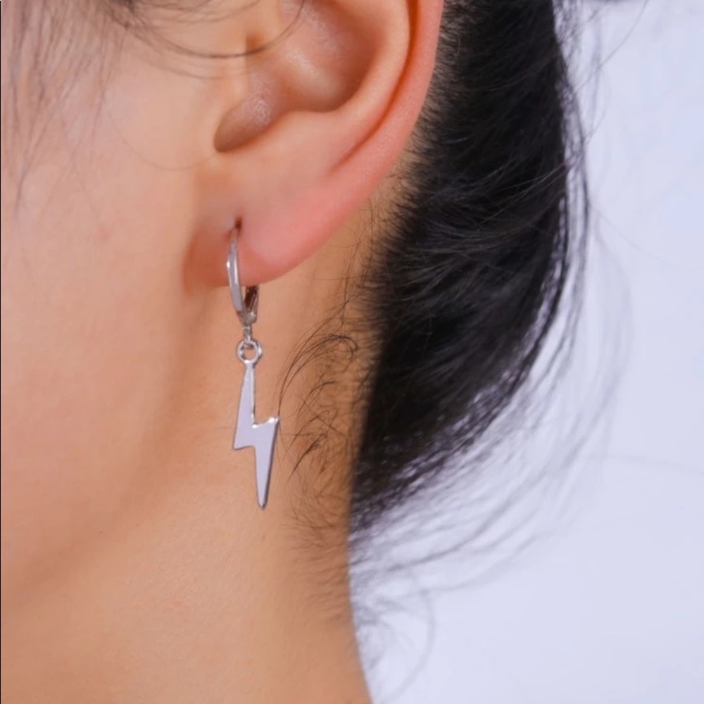 New Lighting Drop Earrings